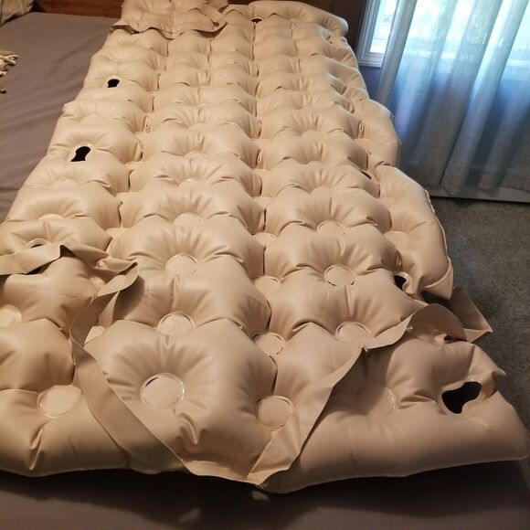 Ehob waffle mattress expansion control overlay with pump 76" x 34" x3" - Picture 1 of 11